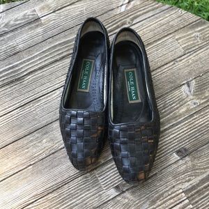 Cole Hann Vintage Black Weaved Loafers SZ 6AA